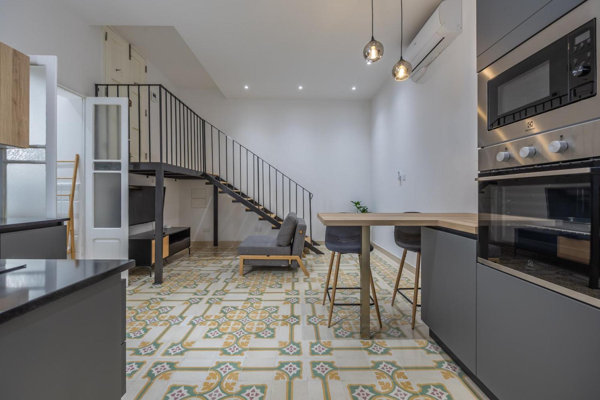 Apartment New & Elegent Just 5 Min Walk To The Capital By Sf Homes *