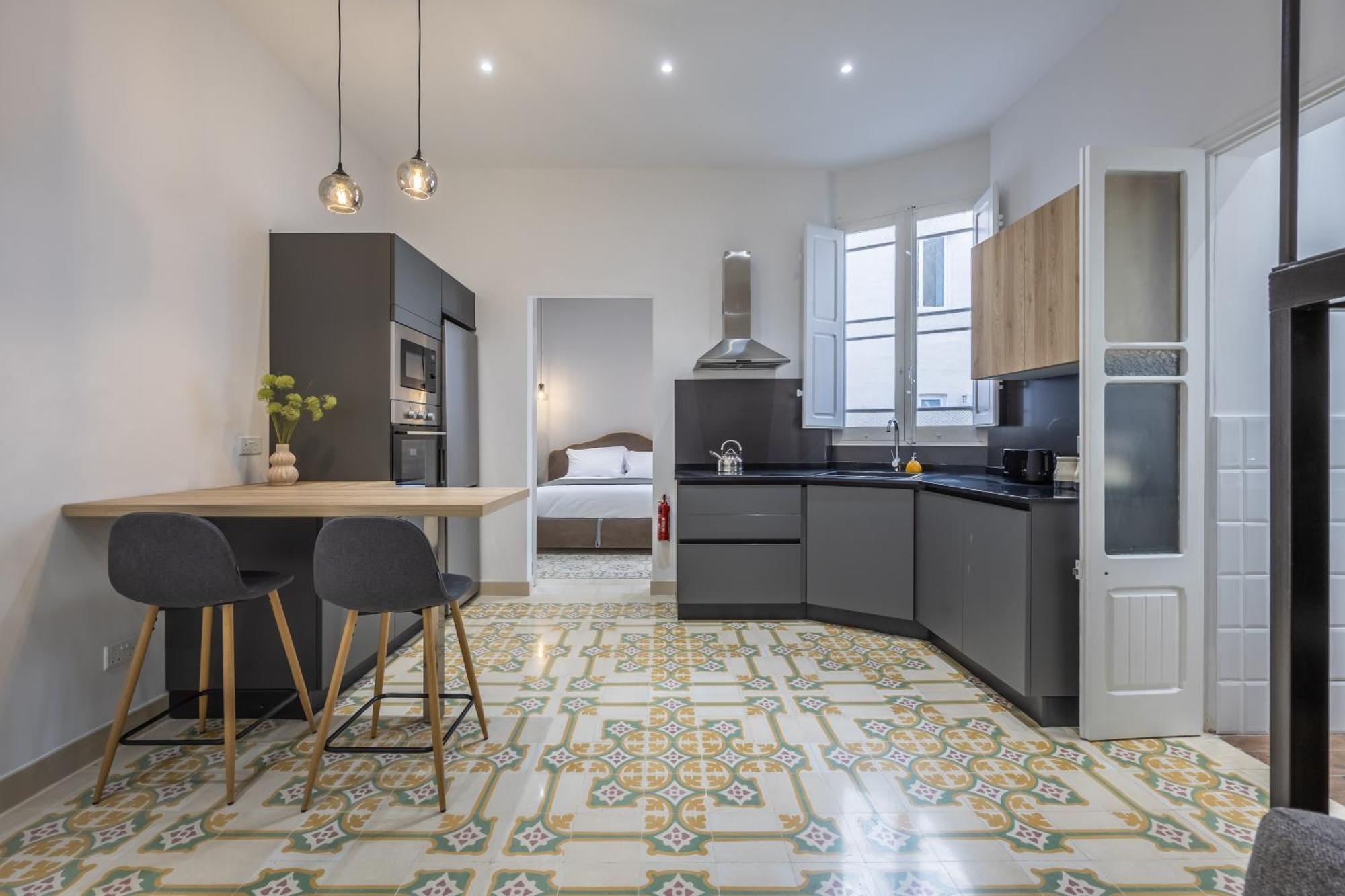 New & Elegent Just 5 Min Walk To The Capital By Sf Homes *